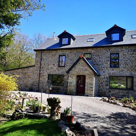 Готель Little London Bed & Breakfast And Glamping Pod Abercraf Екстер'єр фото